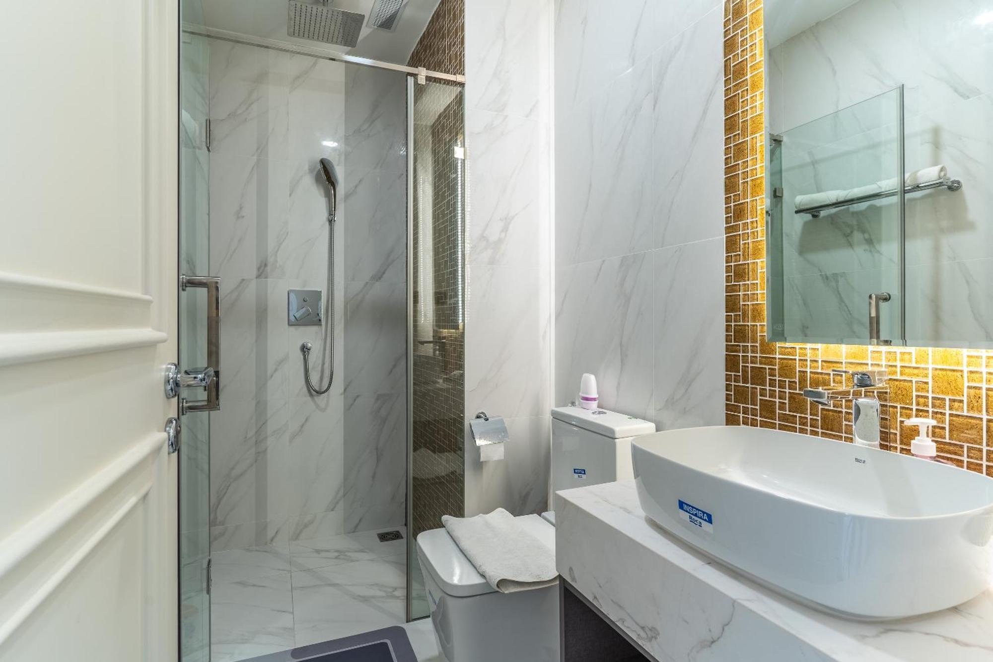 Appartement Delux D1,3bedrooms,2 Bath,pool,gym *